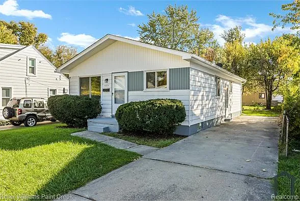 8278 Chalmers Ave — Photo 14
