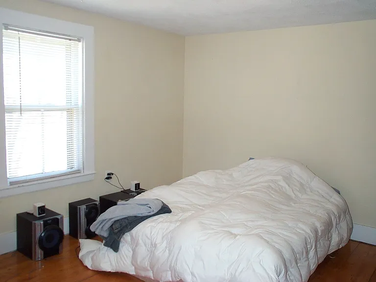 34 Williams St #2 — Photo 10