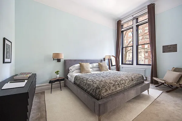 Sold by Stribling | media 8