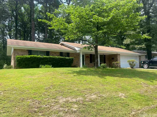 2611 W 40th Ave, Pine Bluff, AR 71603