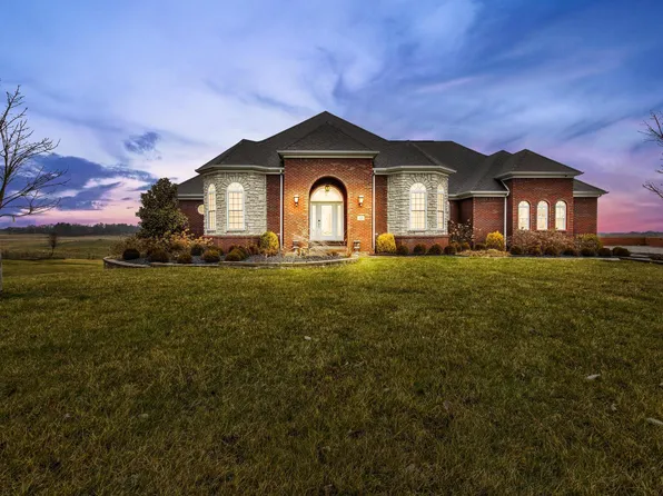 121-125 Fairfield Dr, Mount Sterling, KY 40353