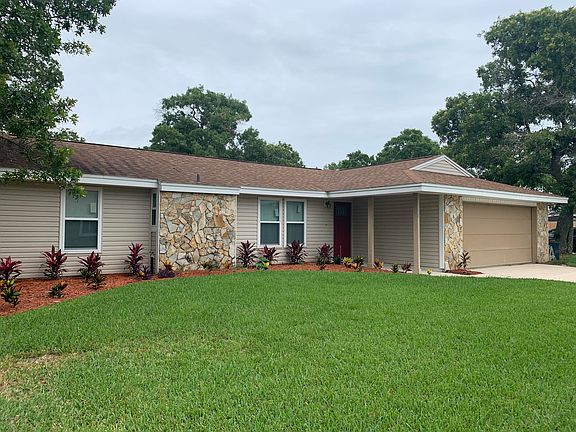 3rd image of 3136 Hampstead Dr