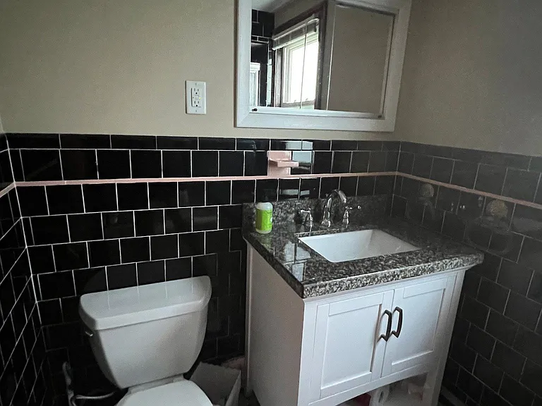 15 Irving St — Photo 10
