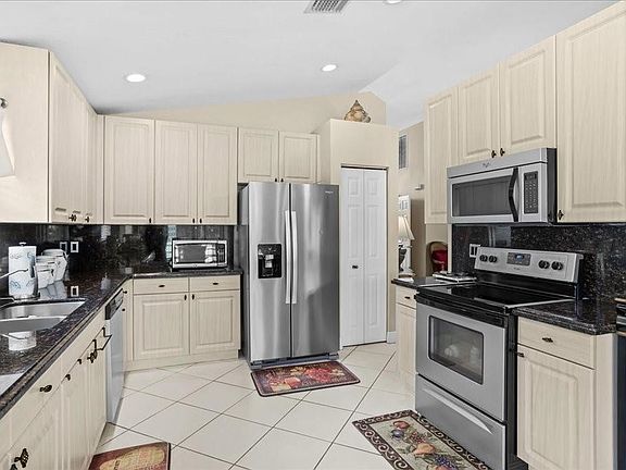 4th image of 6358 Westchester Club Drive