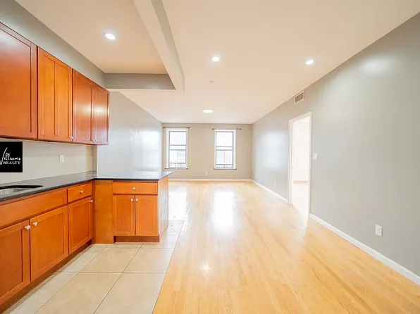 1551 Fulton Street image 1 of 22