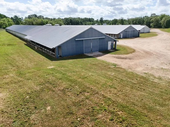 586 Walker Rd, Choudrant, LA 71227
