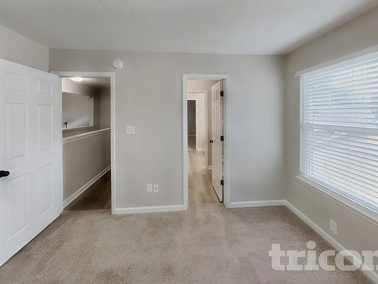 2701 River Bend Dr — Photo 9