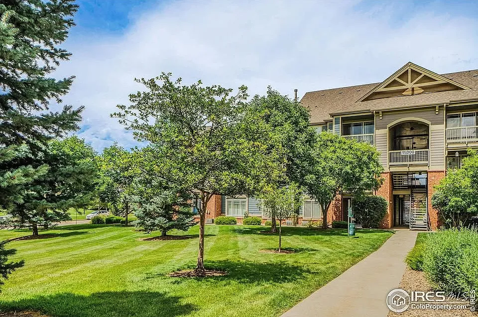 3 bed, 1300 sqft, $1,000 — Photo 1