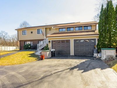 14 Oakridge Dr, Saugus, MA, 01906
