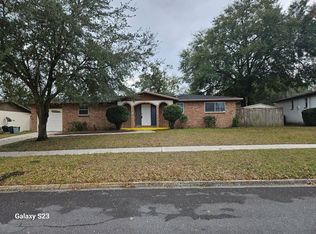 8636 Mahonia Dr, Jacksonville, FL 32221