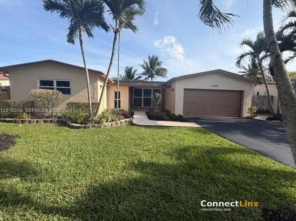 10524 NW 4th St, Fort Lauderdale, FL 33324