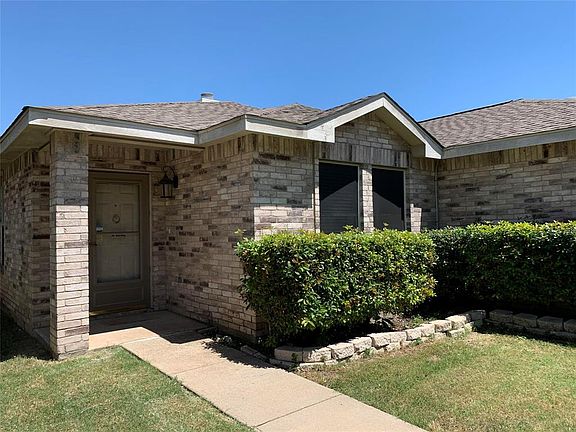2nd image of 5216 Bedfordshire Dr