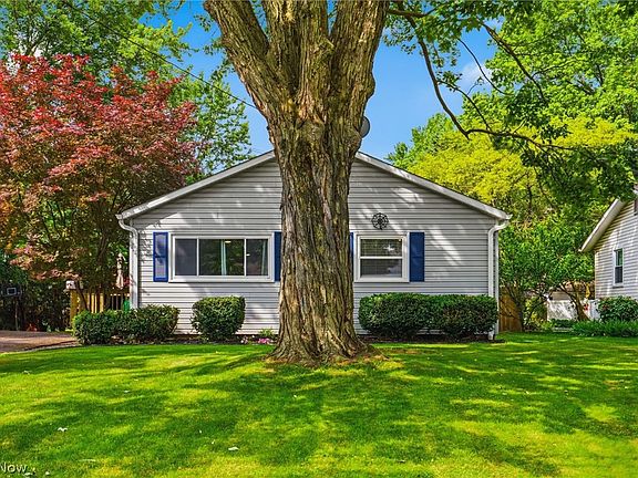 4th image of 1122 Bel Air Dr NW