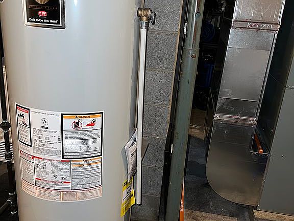 Gas water heater