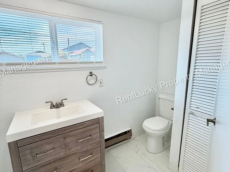 5511 18th Ave S — Photo 10