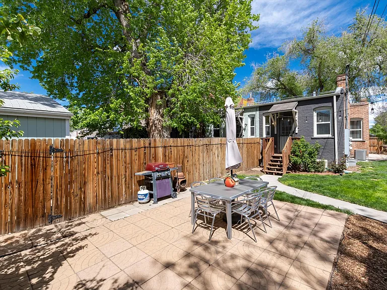 3047 N Williams St — Photo 24
