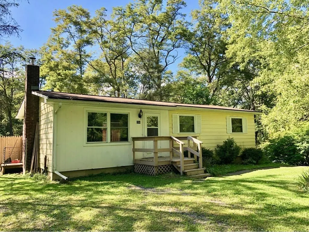 284 Sulpher Springs Rd photo 1