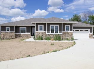 33638 Lakeview Pass, Adel, IA 50003