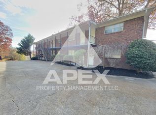 2700 Holbrook Drive, Knoxville, TN 37918