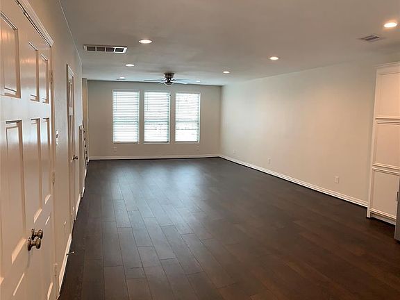 2nd image of 4622 Haywood St #B