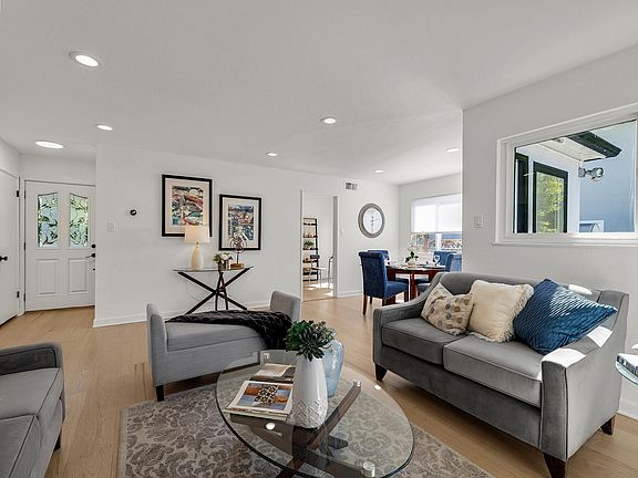 5th image of 18595 Laredo Rd