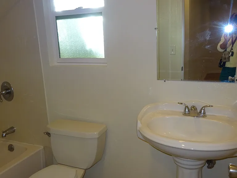 1600 Broadway St #6 — Photo 13