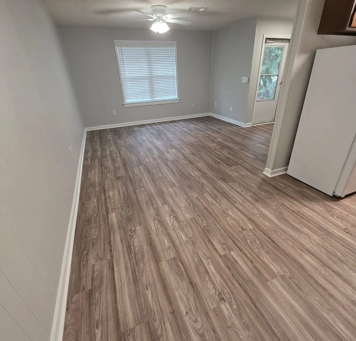 2 bed, 964 sqft, $1,400 — Photo 4