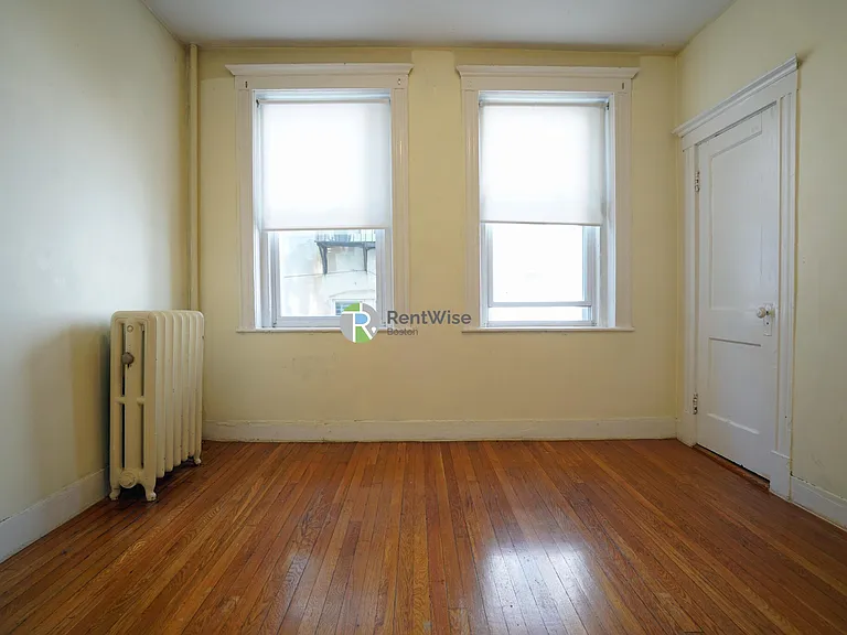 159 Kelton St #15U — Photo 8