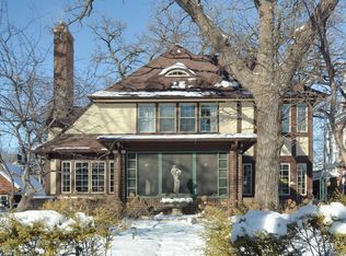 11 Crocus Hl, Saint Paul, MN 55102