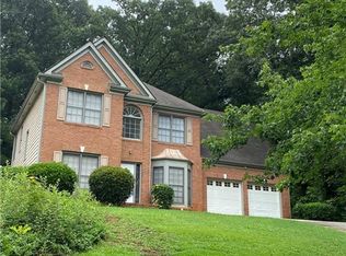 7076 Waters Edge Dr, Stone Mountain, GA 30087