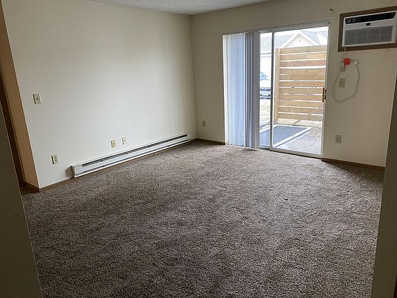 4th image of 4370 Maricopa Dr #104