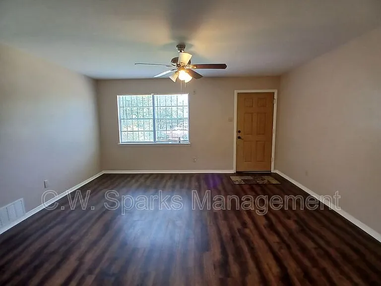 2557 Talco Dr — Photo 8