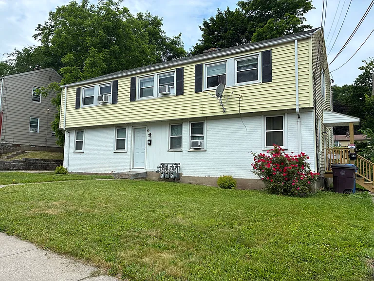 47 Texas Dr #47 — Photo 12