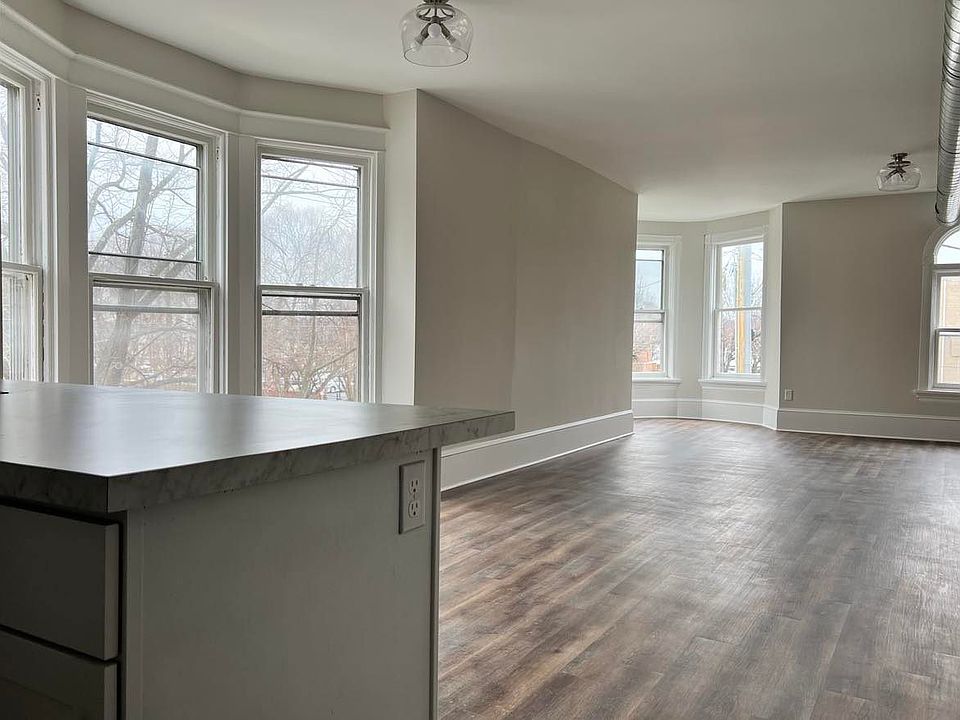 1st image of 2005 N 2nd St APT 2