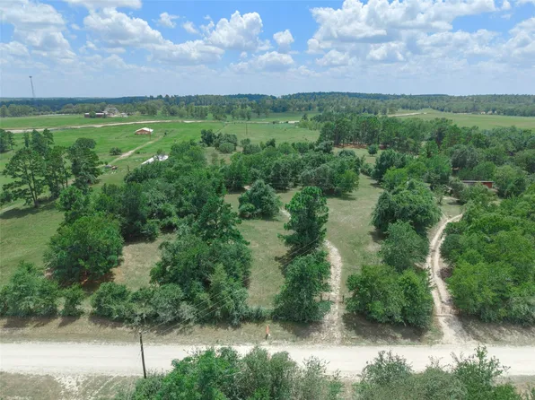 0 Davis Rd, Huntsville, TX 77320