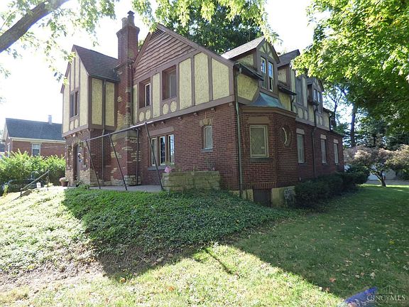 3rd image of 1431 Bonnell St