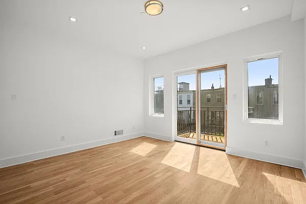 Sold by Compass | media 8