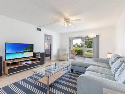 200 Valley Stream Dr APT 3R, Naples, FL, 34113