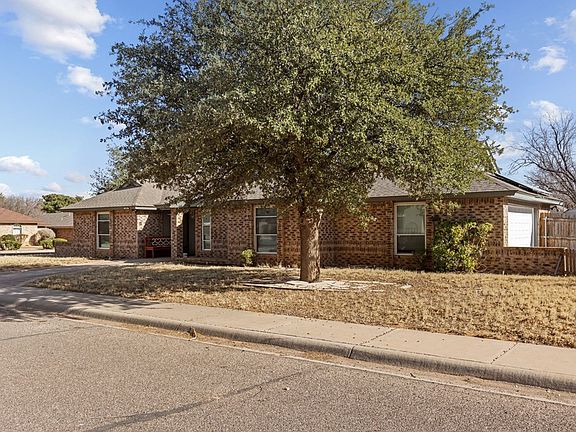 3rd image of 4905 Melville Dr