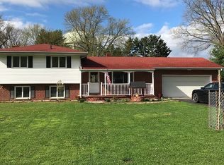 341 Greenbriar Dr, Tallmadge, OH 44278