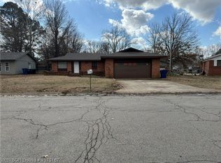 608 Cedar Ln, Fort Smith, AR 72908