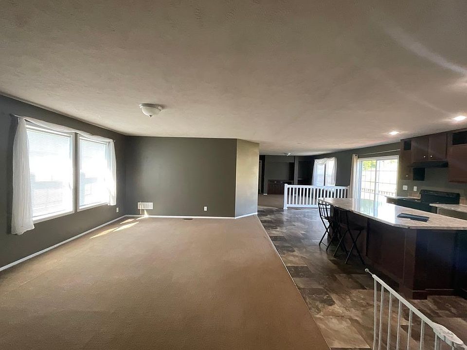 1st image of 2859 125th Ave #1