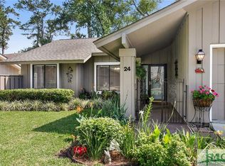 24 Village Green Cir, Savannah, GA 31411