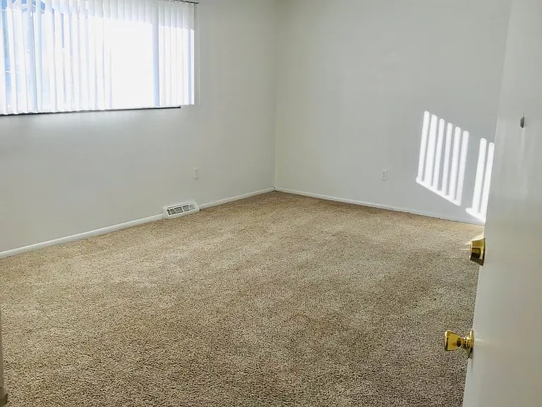 8886-8888 N Lowell Blvd (DUPLEX) — Photo 9