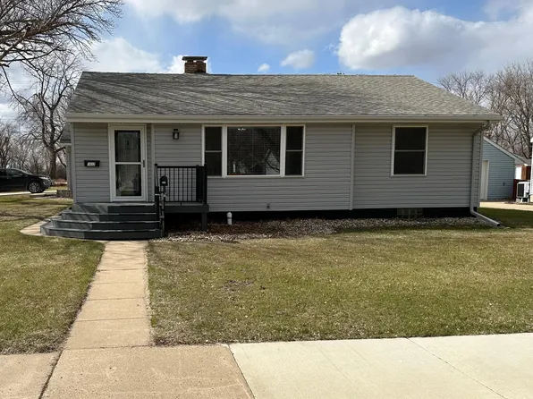 302 Walnut Ave N, Canby, MN 56220