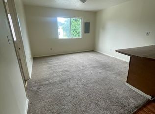 524 Calhoun St APT 17, Radford, VA 24141