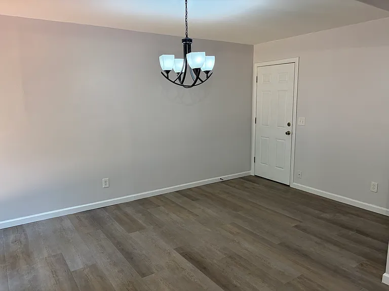 695 Bellerive Estates Dr — Photo 9