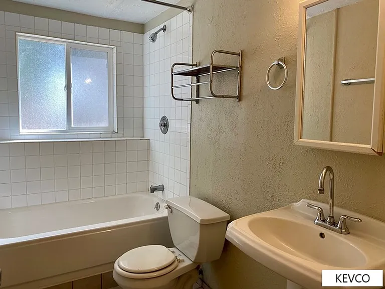308 Briarwood Rd — Photo 15