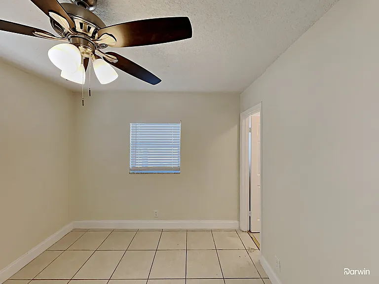 1230 SW 6th Ave — Photo 19