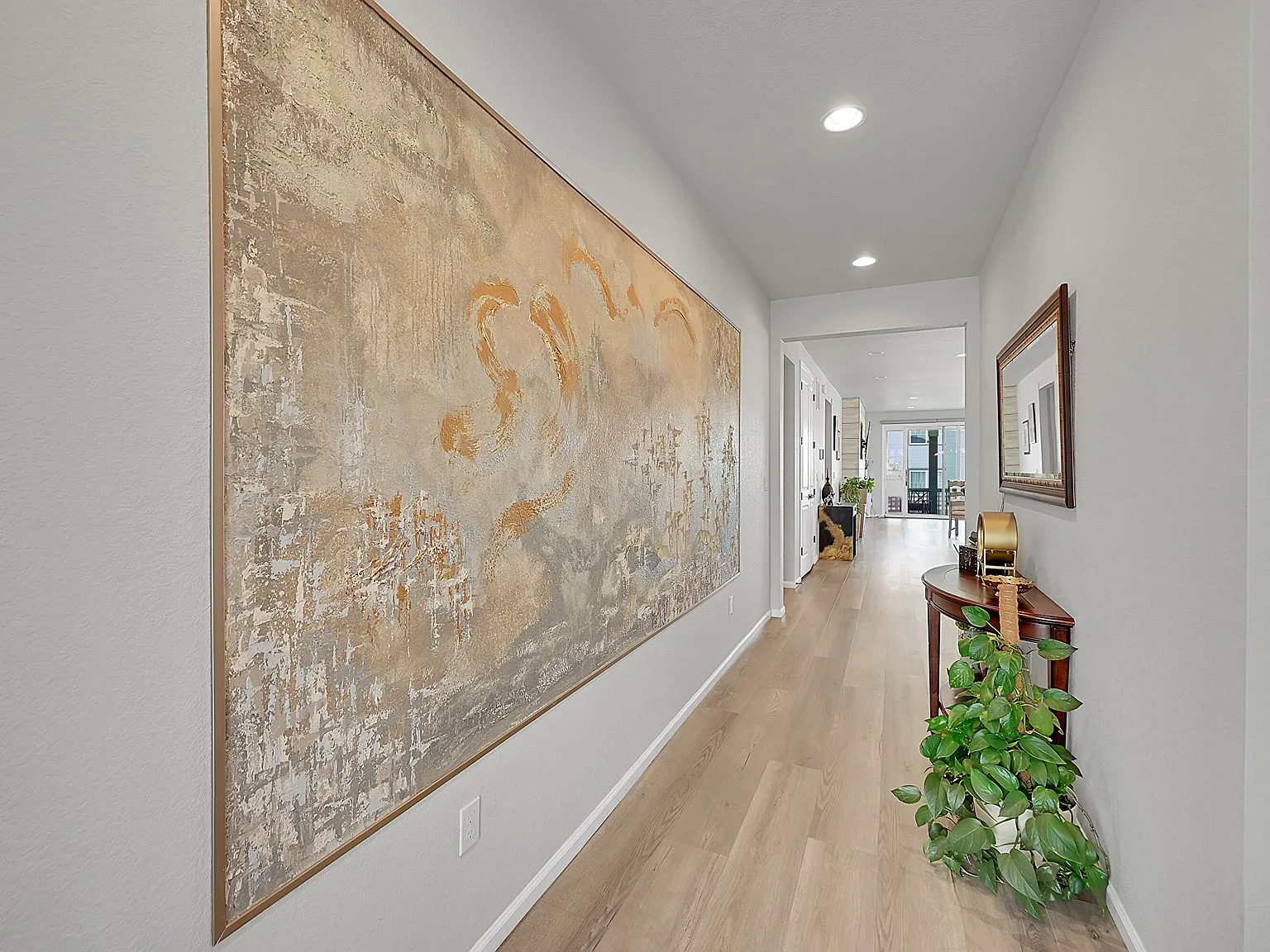 3891 Eaton Park St — Photo 2
